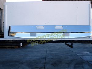 Ford L9000, Sterling LT9511 & LT8511 bumper: chrome: "OEM" style with fog light cut out