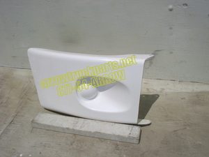 Freightliner M2 Bumper "End" Fiberglass. Fits up to '07 - Right