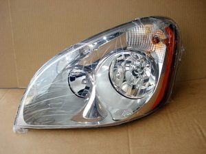 Freightliner Cascadia Headlamp: Left