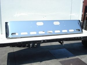 Ford L9000, Sterling LT9511 & LT8511 bumper: chrome "Show truck"