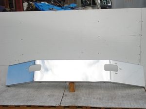 Mack Granite, CL700 Series Bumper: Chrome Steel