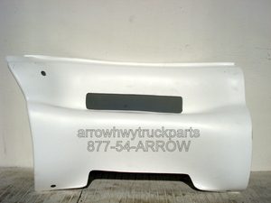 Kenworth T2000 Side Skirt Front Right Fits: '95-'06