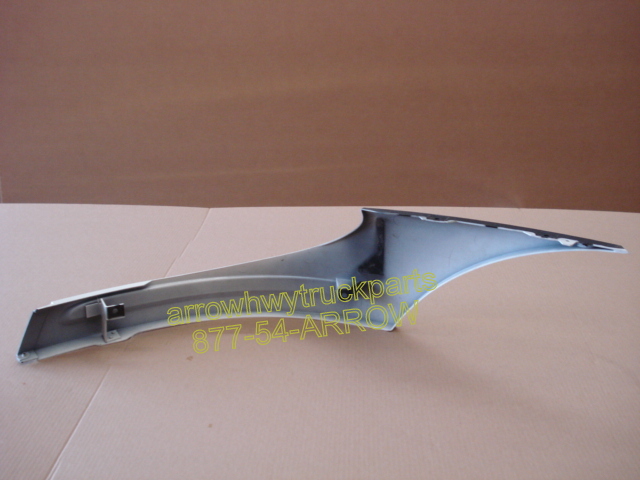 International / Navistar 4200, 4300, & 4400 Headlight Panel: 10" Tall